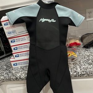 Hyper flex wet suit size 6